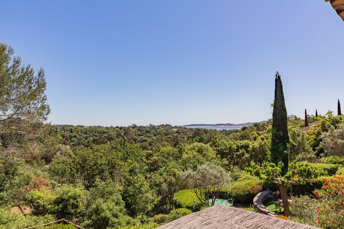 Villa in Grimaud, Provence-Alpes-Côte d'Azur, France 2 - 17985306