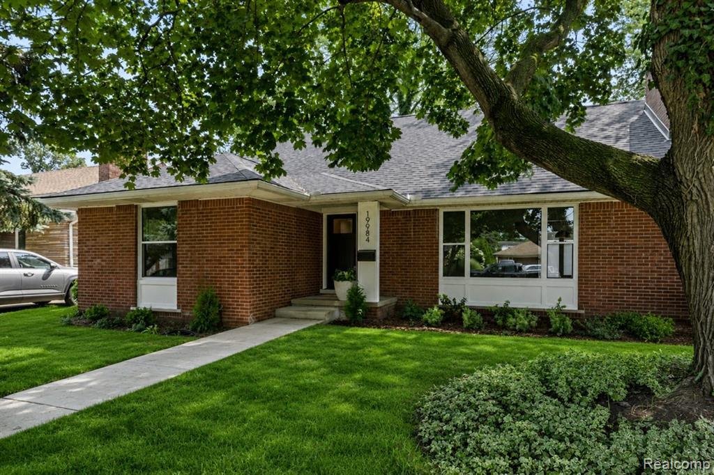 House in Grosse Pointe Shores, Michigan, United States 1 - 18656911