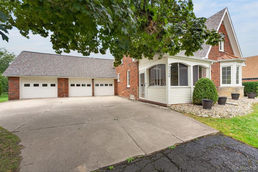 Haus in Brownstown Charter Township, Michigan, Vereinigte Staaten 2 - 18771559