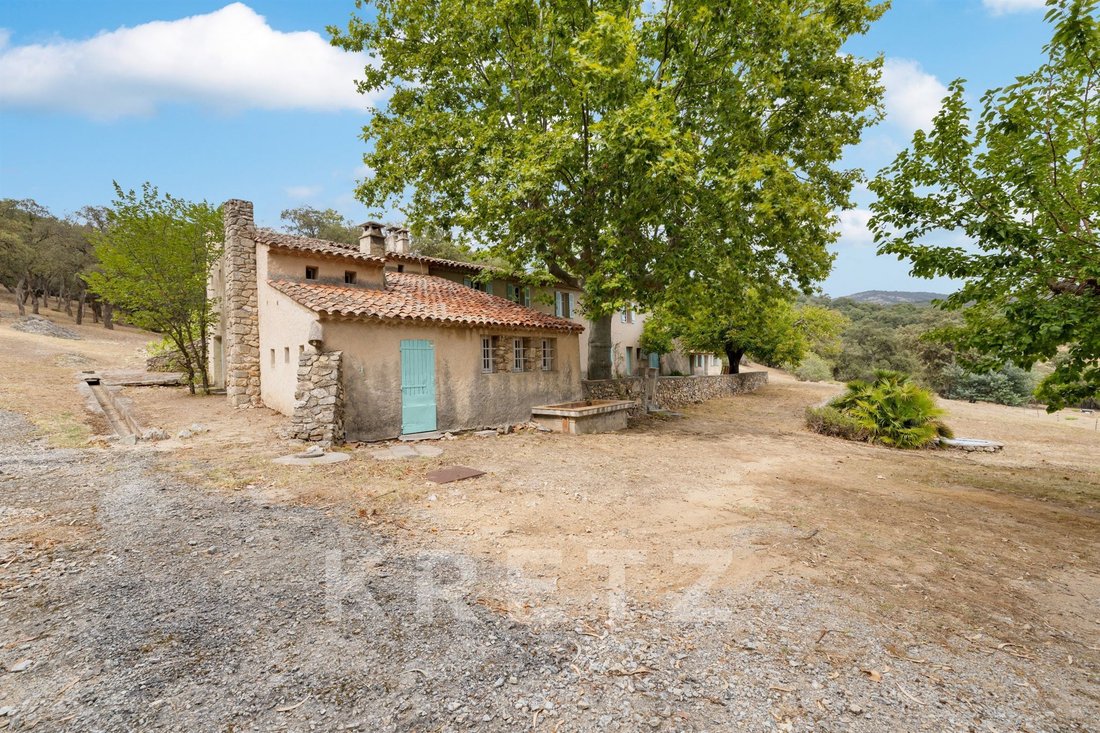 Finca en Grimaud, Provenza-Alpes-Costa Azul, Francia 3 - 18773240