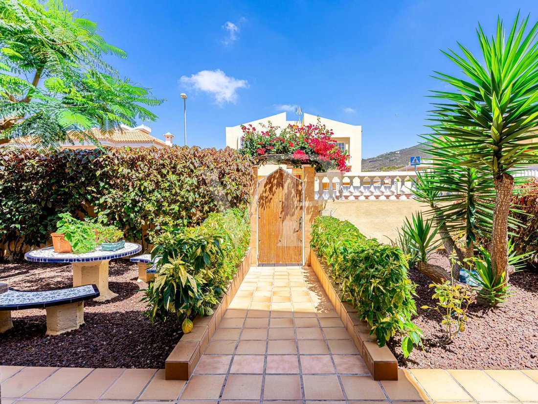 Casa en Adeje, Canarias, España 3 - 18768015