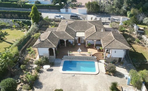 Finca a Muntanya de la Sella, Pedreguer, Comunità Valenzana 1