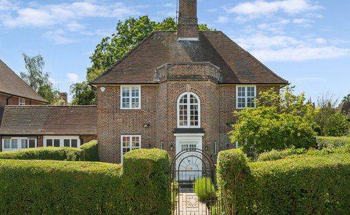 House in Temple Fortune, Barnet, England 1
