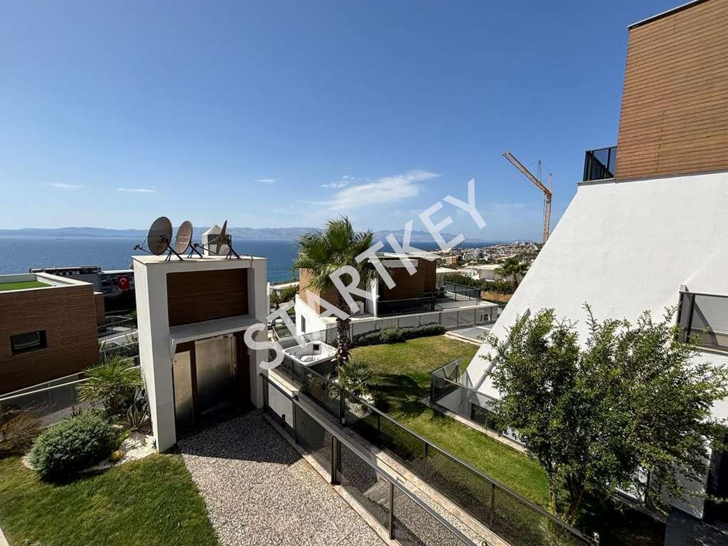 Villa a Distretto di Çeşme, Smirne, Turchia 1 - 18768955
