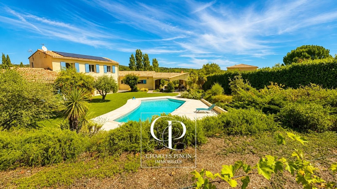Villa à Rognes, Provence-Alpes-Côte d'Azur, France 1 - 18769904