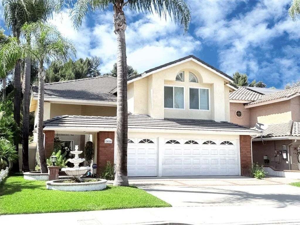 Casa a Chino Hills, California, Stati Uniti 2 - 18768873