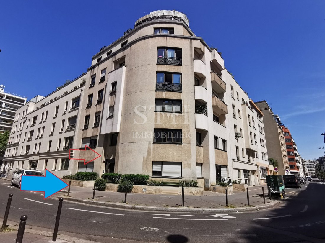 Apartment in Violet Commerce, Paris 15e Arrondissement, Paris 4 - 18700327