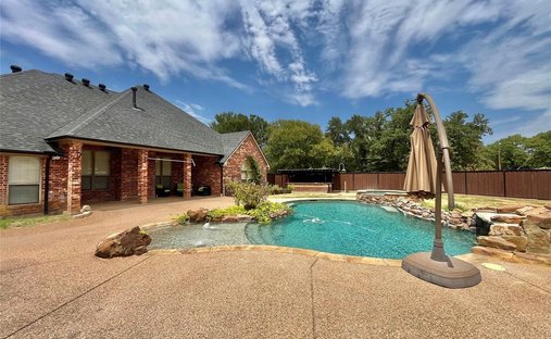 House in Paradise, Texas, United States 1