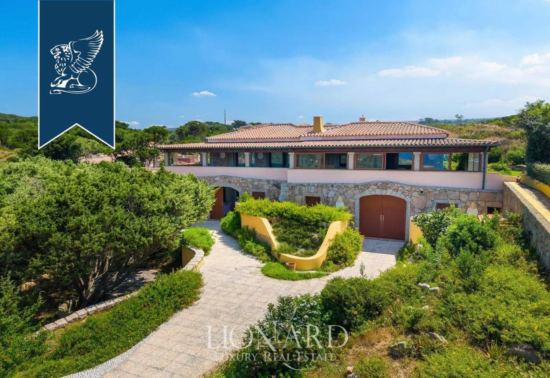 Villa en Lungòni/Santa Teresa Gallura, Cerdeña, Italia 4 - 18772747