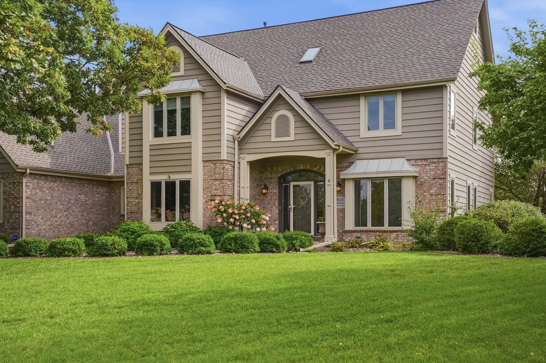 House in Franklin, Wisconsin, United States 1 - 18112981