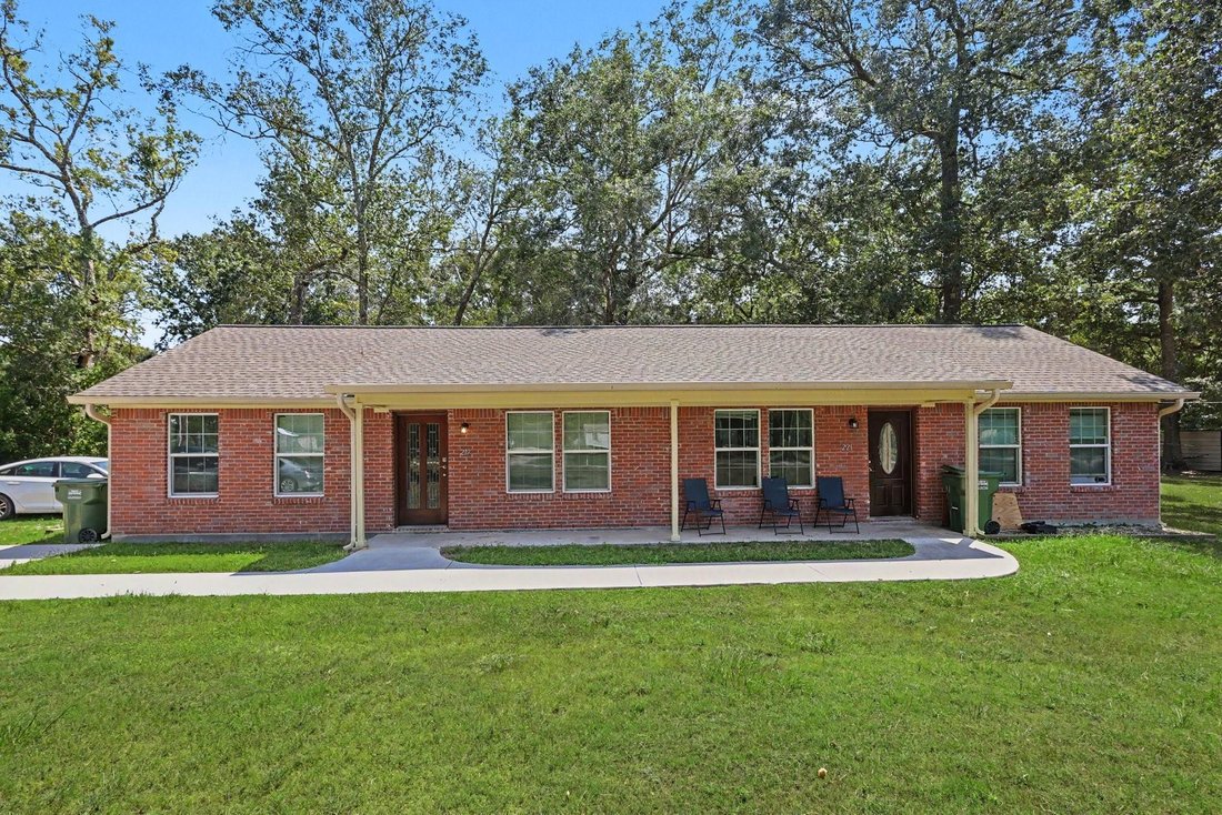 Dayton, Texas, United States 1 - 18772221