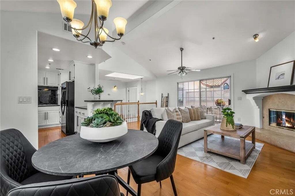 Townhouse en Torrance, California, Estados Unidos 3 - 18772136