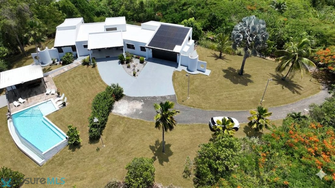 Casa en Santana, Arecibo, Puerto Rico 4 - 18769231
