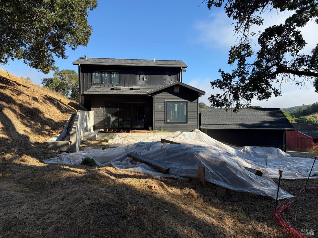 House in Novato, California, United States 2 - 18770650