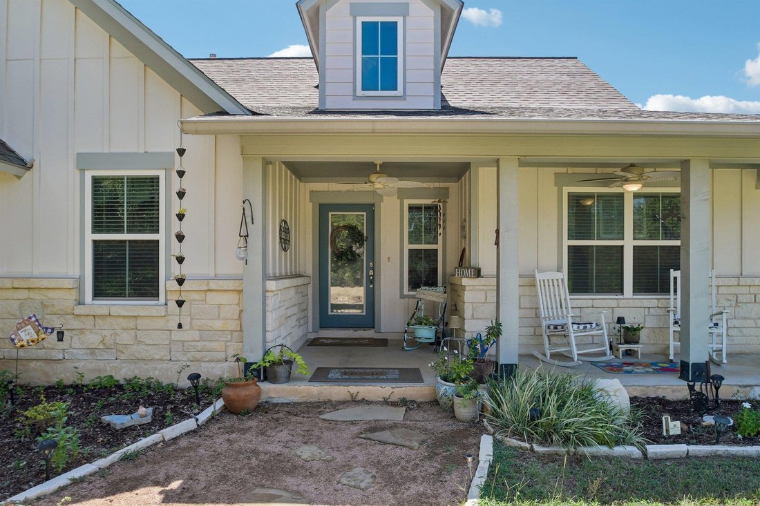 Casa a Elgin, Texas, Stati Uniti 2 - 18768832