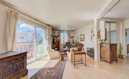 Apartment in Forêt, Saint-Germain-en-Laye, France 1