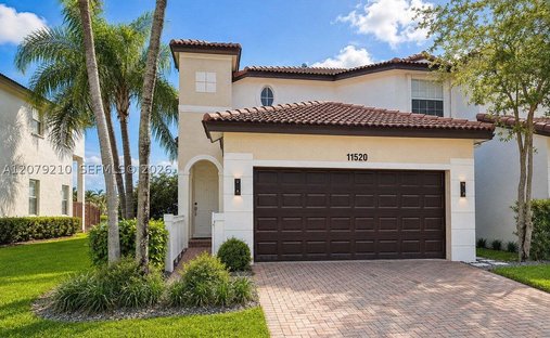 Townhouse en Doral, Florida, Estados Unidos 1