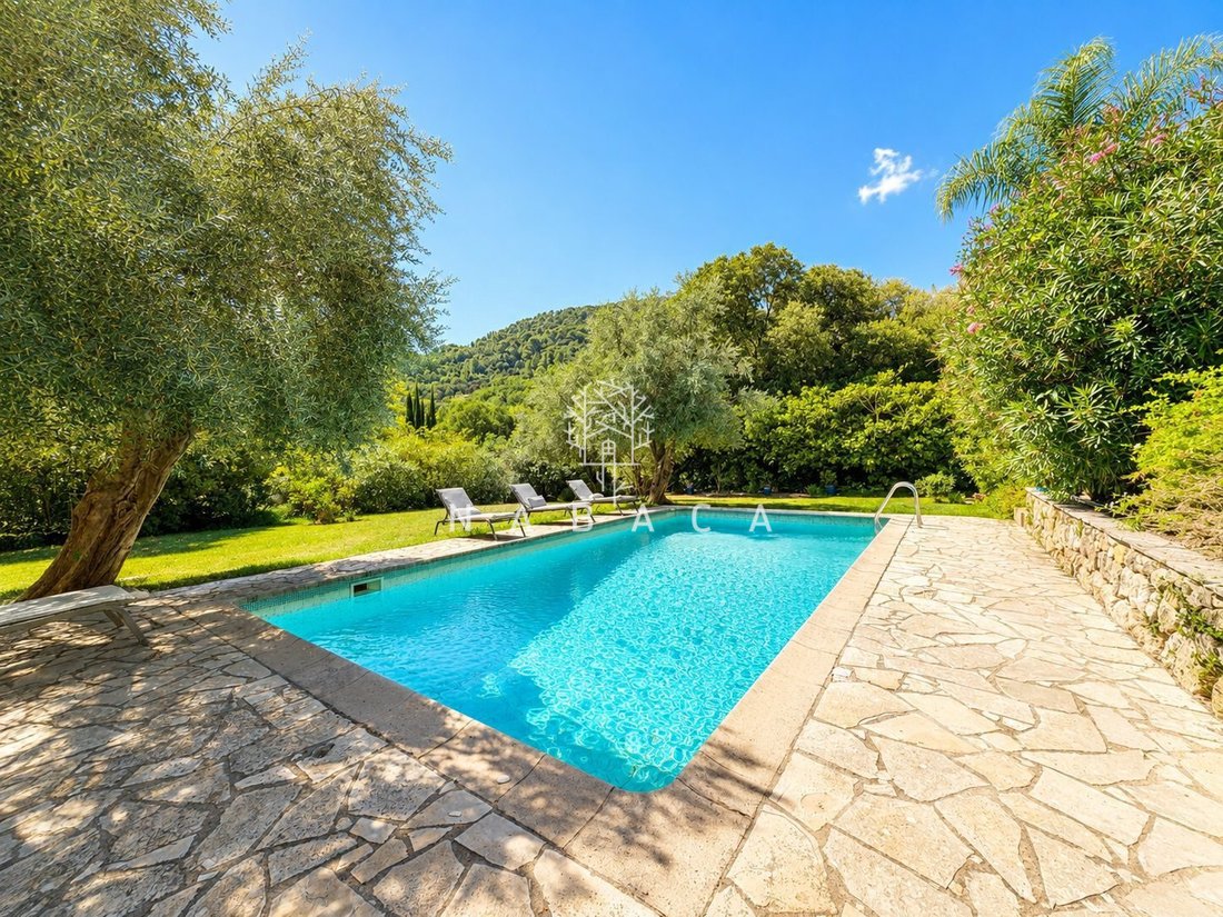 Casa en Grasse, Provenza-Alpes-Costa Azul, Francia 2 - 18720146