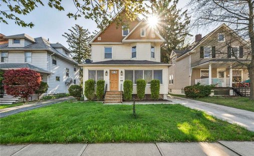 House in Lakewood, Ohio, United States 1