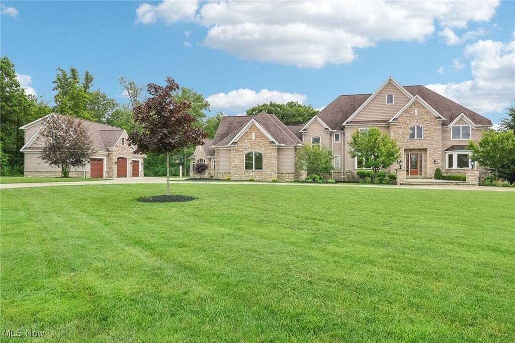 Casa a Chardon, Ohio, Stati Uniti 1 - 16285432