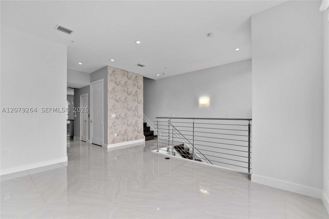 Townhouse en Doral, Florida, Estados Unidos 5 - 18768549