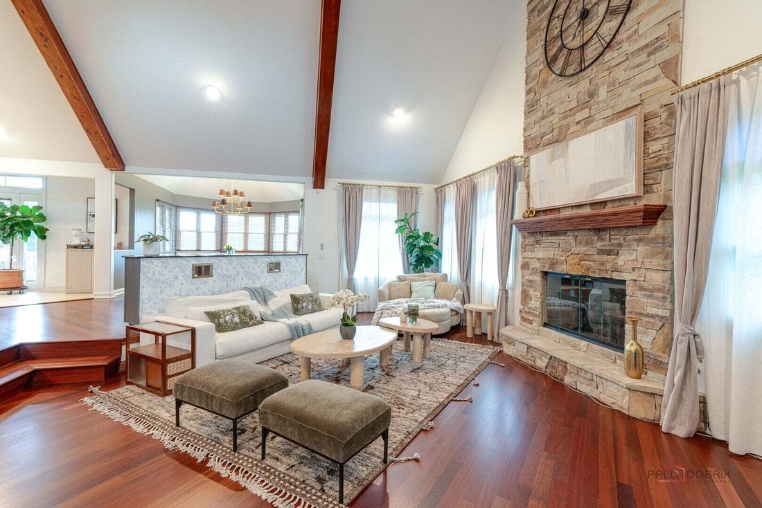 House in Fox Lake, Illinois, United States 5 - 18771361