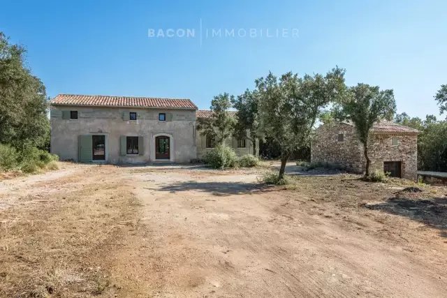 Tenuta a Bonnieux, Provenza-Alpi-Costa Azzurra, Francia 4 - 18763248