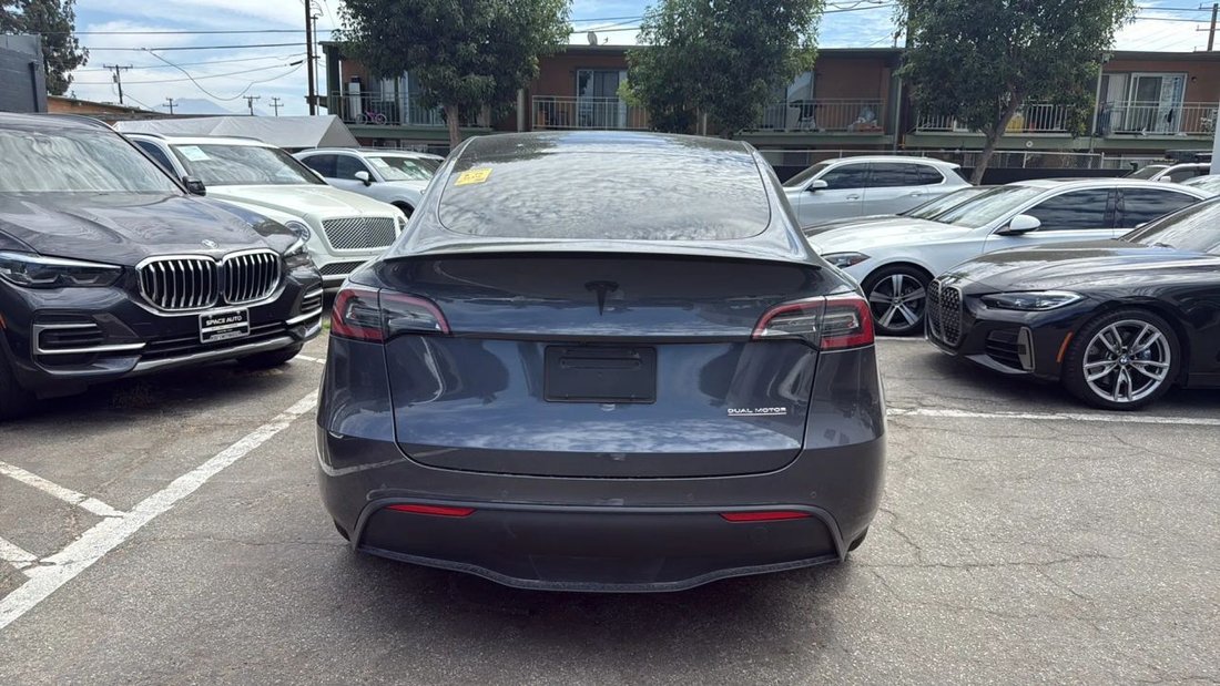 Suv in Azusa, CA, United States 5 - 18773131