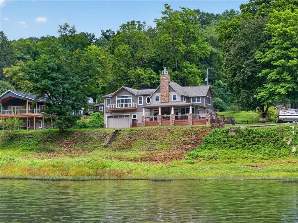 House in Rimersburg, Pennsylvania, United States 1 - 18768204
