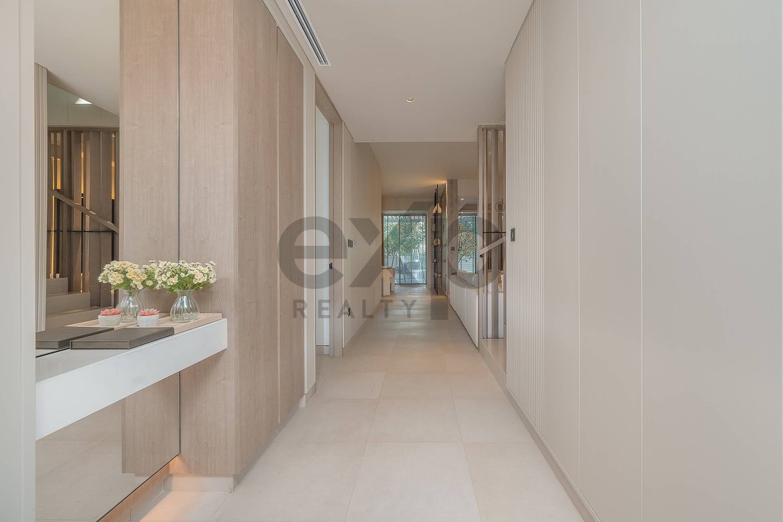 Villa in Tilal Al Ghaf, Dubai, United Arab Emirates 2 - 18768533