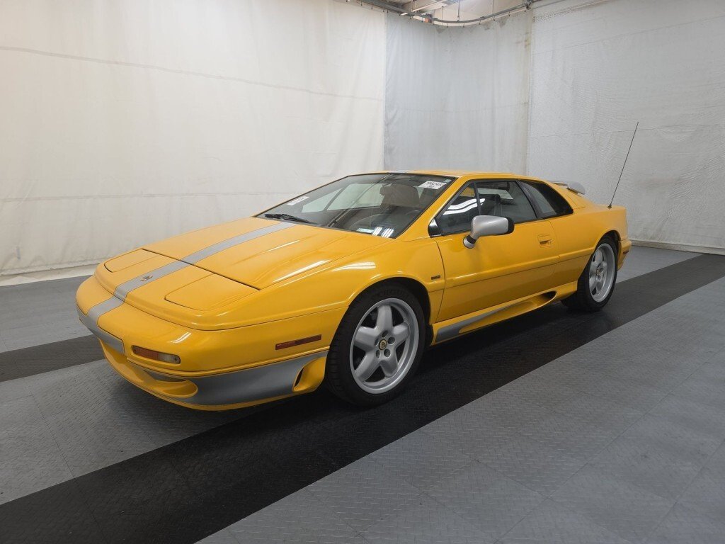 Lotus Esprit in Blauvelt, NY, United States 1 - 18768512