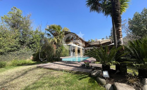 House in Las Condes, Santiago Metropolitan Region, Chile 1