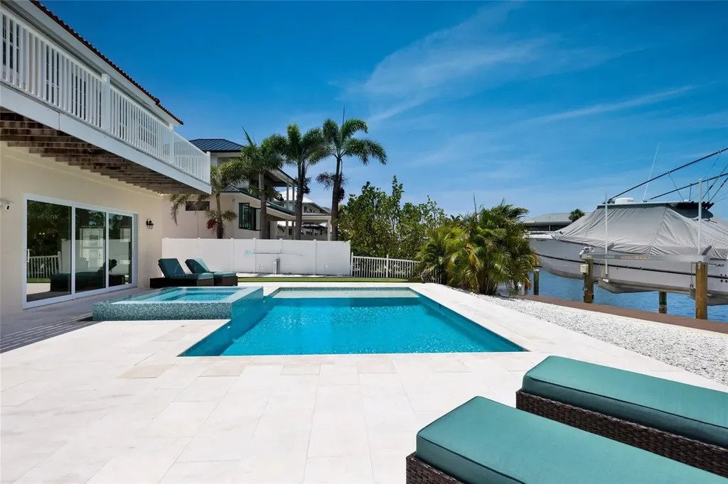 Casa a Holmes Beach, Florida, Stati Uniti 4 - 18773501