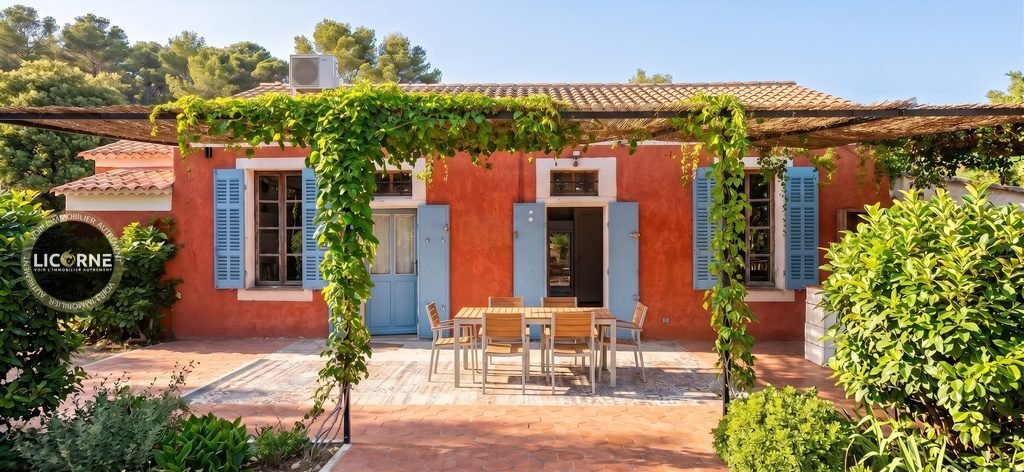 Haus in Saint-Cyr-sur-Mer, Provence-Alpes-Côte d'Azur, Frankreich 2 - 18766247