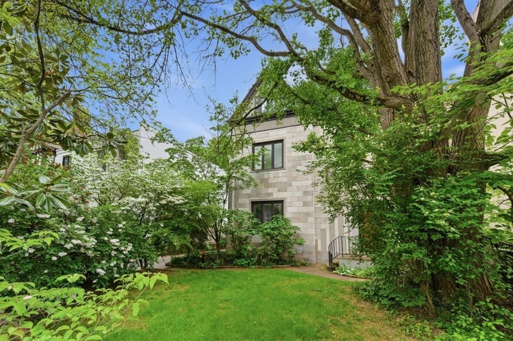 House in Pittsburgh, Pennsylvania, United States 3 - 17412625