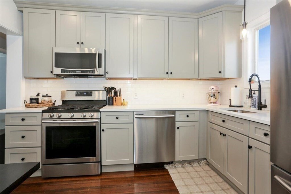 Condo in Winthrop, Massachusetts, United States 5 - 18772481