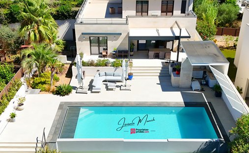 Villa a Saint-Cyr-sur-Mer, Provenza-Alpi-Costa Azzurra, Francia 1
