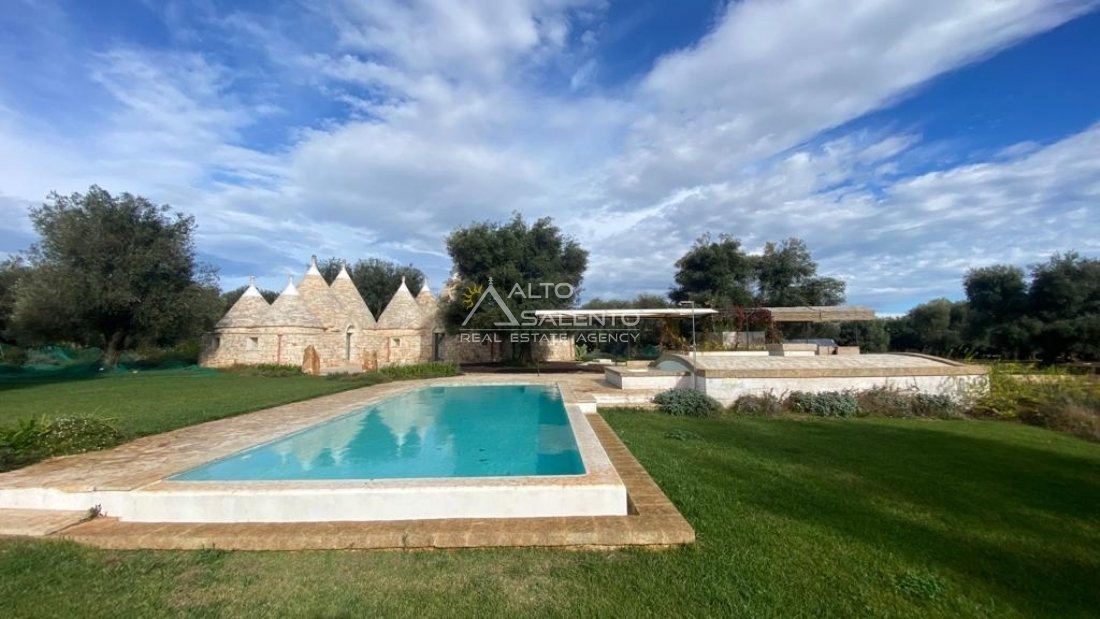 Villa in Ostuni, Apulien, Italien 1 - 18769152