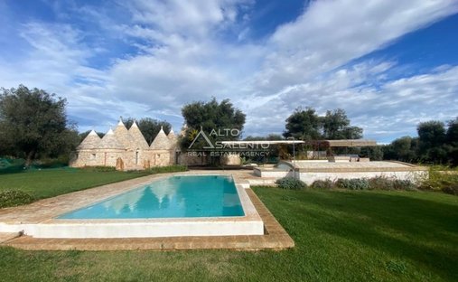 Villa a Ostuni, Puglia, Italia 1