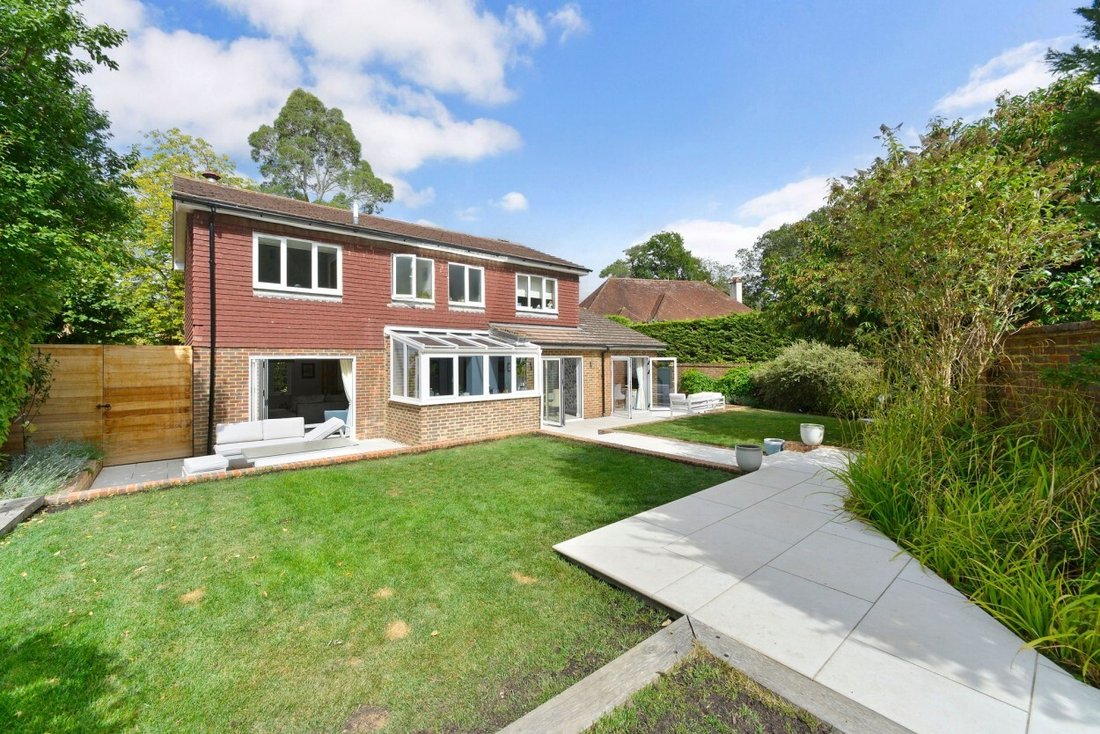 Haus in Cranleigh, England 2 - 18770920