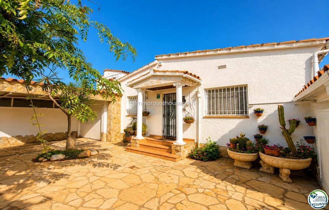 Chalet in Empuriabrava, Katalonien, Spanien 5 - 18769353
