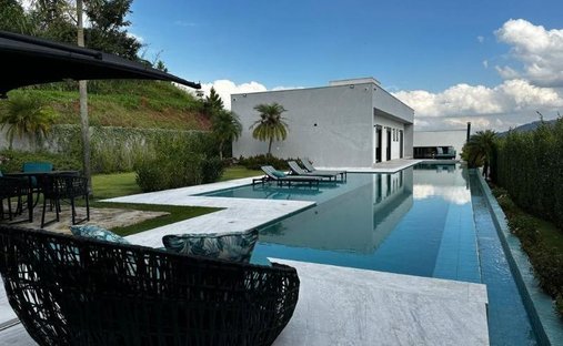 House in Guaxinduva, State of São Paulo, Brazil 1