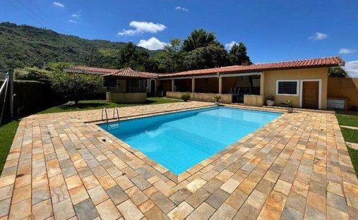Maison à Nova Gardênia, São Paulo, Brésil 1