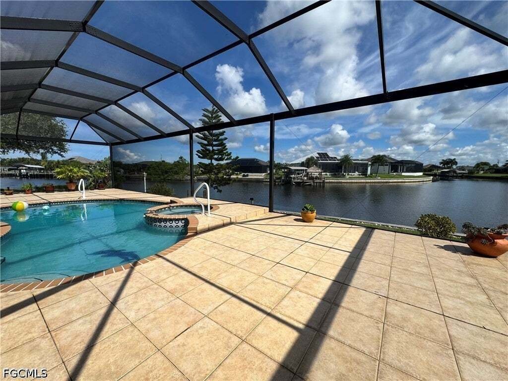 Casa a Cape Coral, Florida, Stati Uniti 4 - 18735903