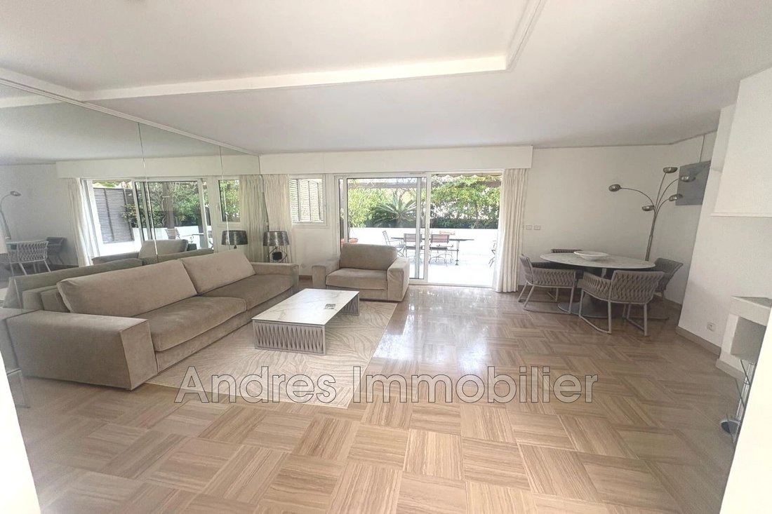 Apartment in Cannes, Provence-Alpes-Côte d'Azur, France 1 - 18769526