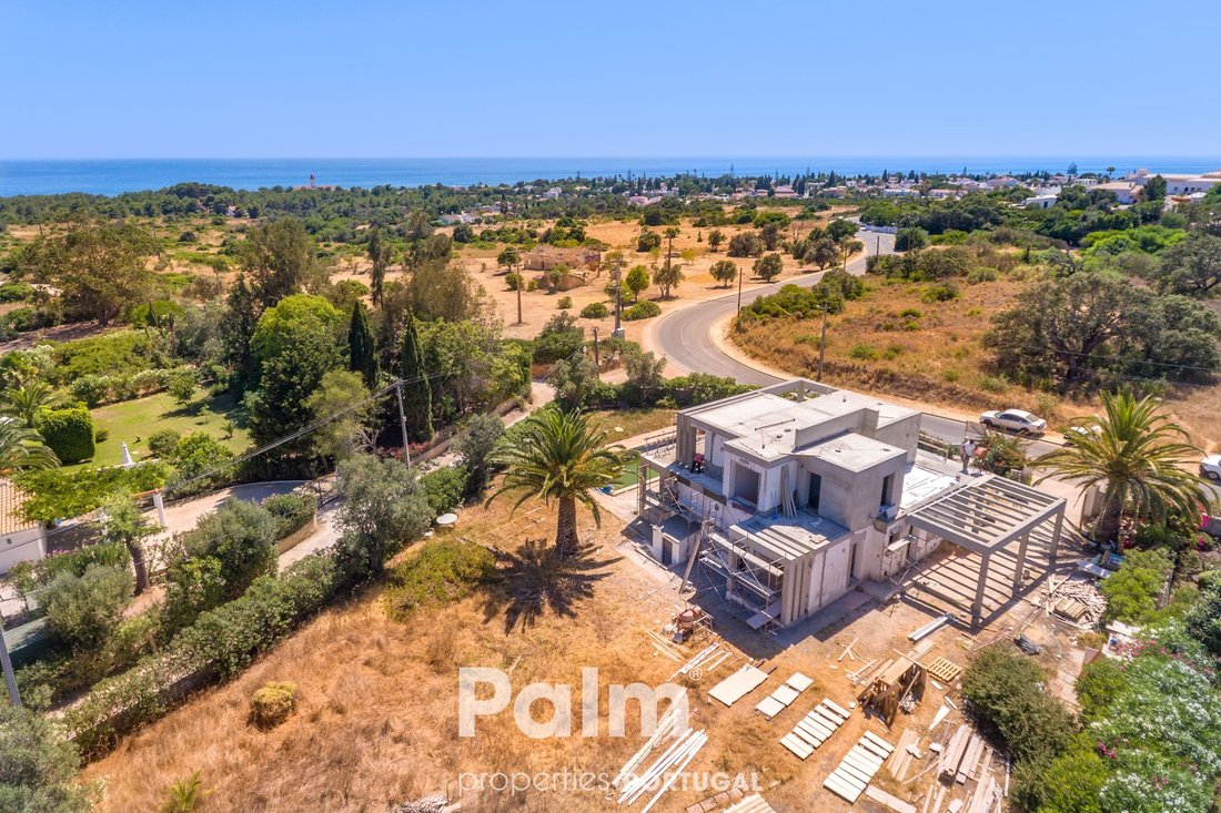 Villa in Carvoeiro, Algarve, Portugal 2 - 18772843