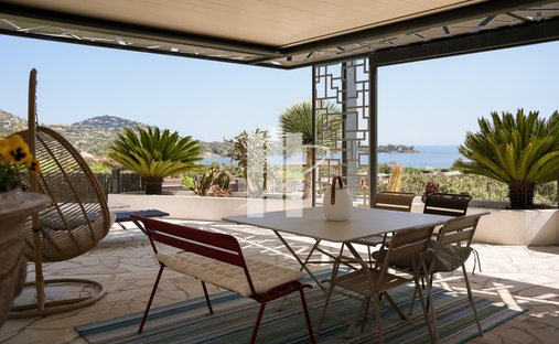 Haus in Le Dramont-Agay-Anthéor-Le Trayas, Saint-Raphaël, Frankreich 1