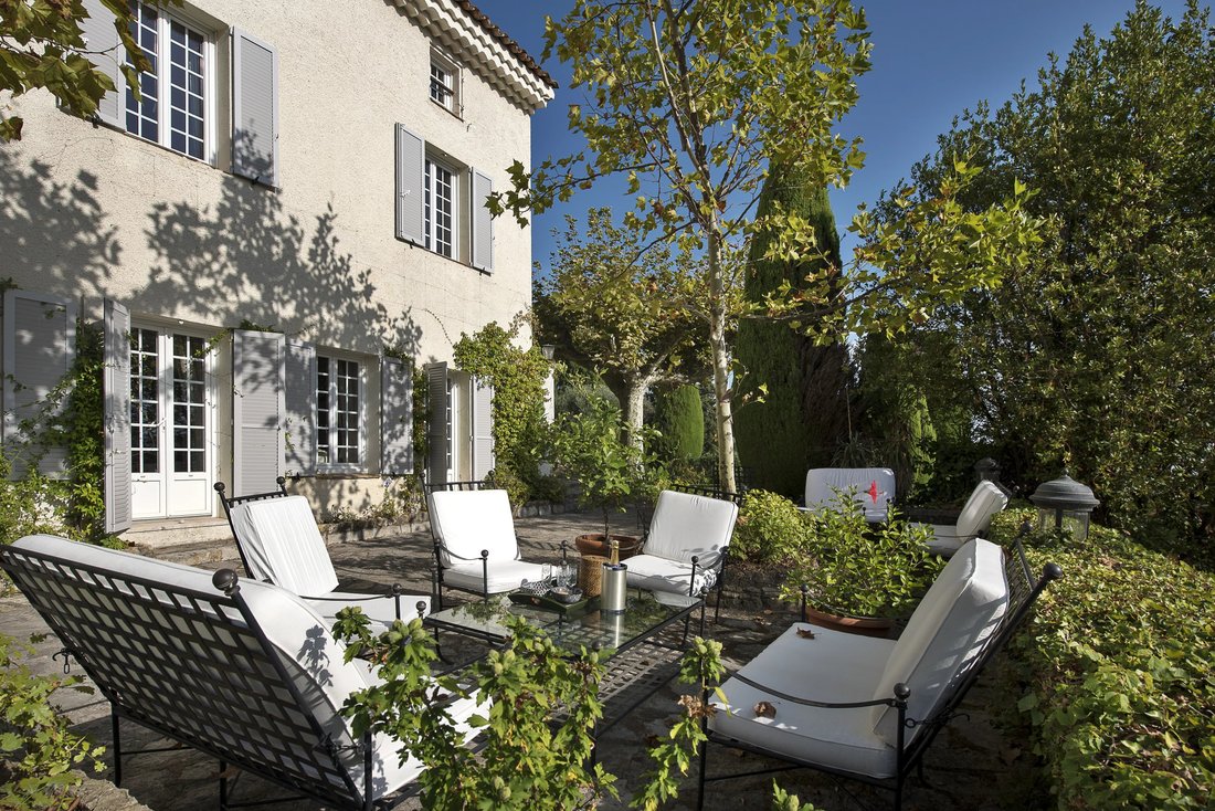 Villa en Grasse, Provenza-Alpes-Costa Azul, Francia 3 - 18769731