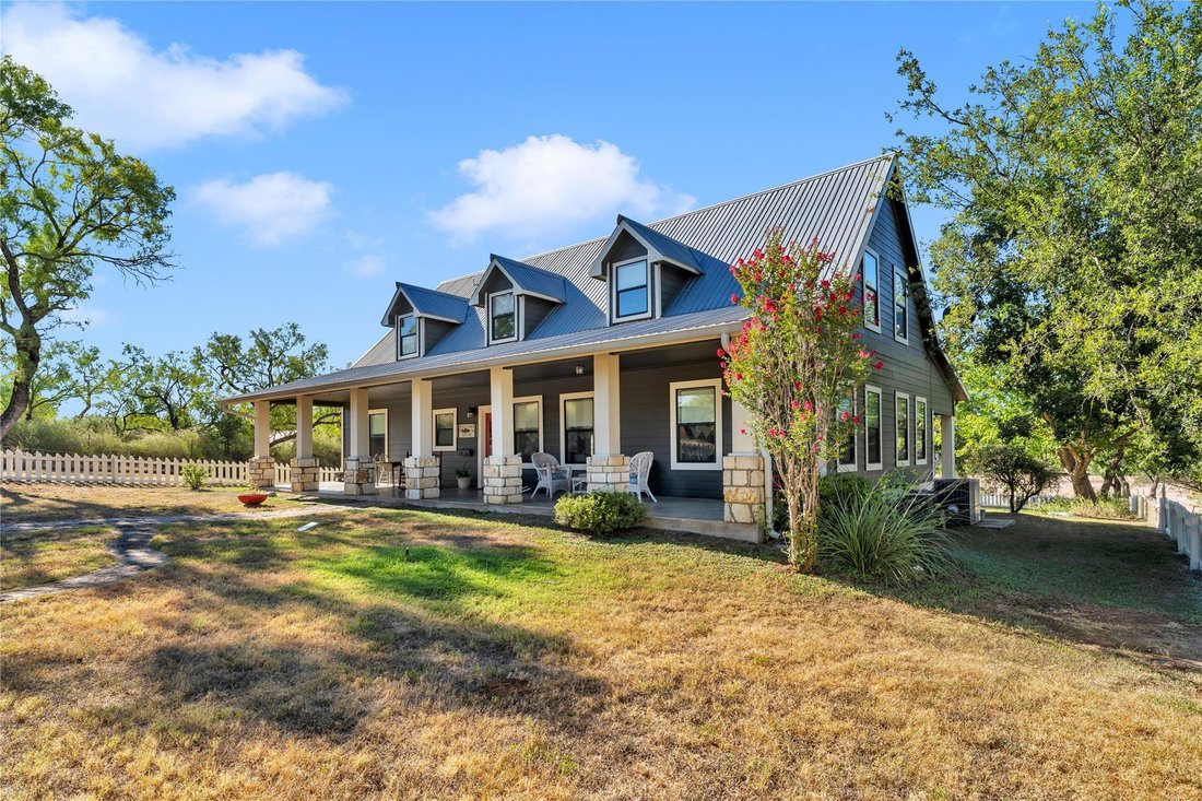 House in Llano, Texas, United States 3 - 18771653