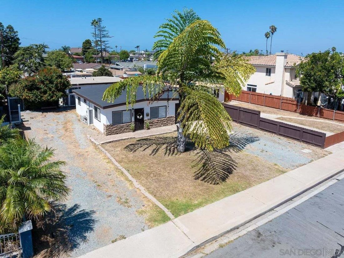 Altro a Imperial Beach, California, Stati Uniti 2 - 18758696